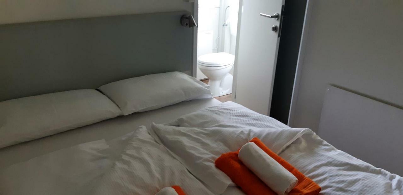 Mobile Homes And Apartment - Terme Catez Catez ob Savi Esterno foto